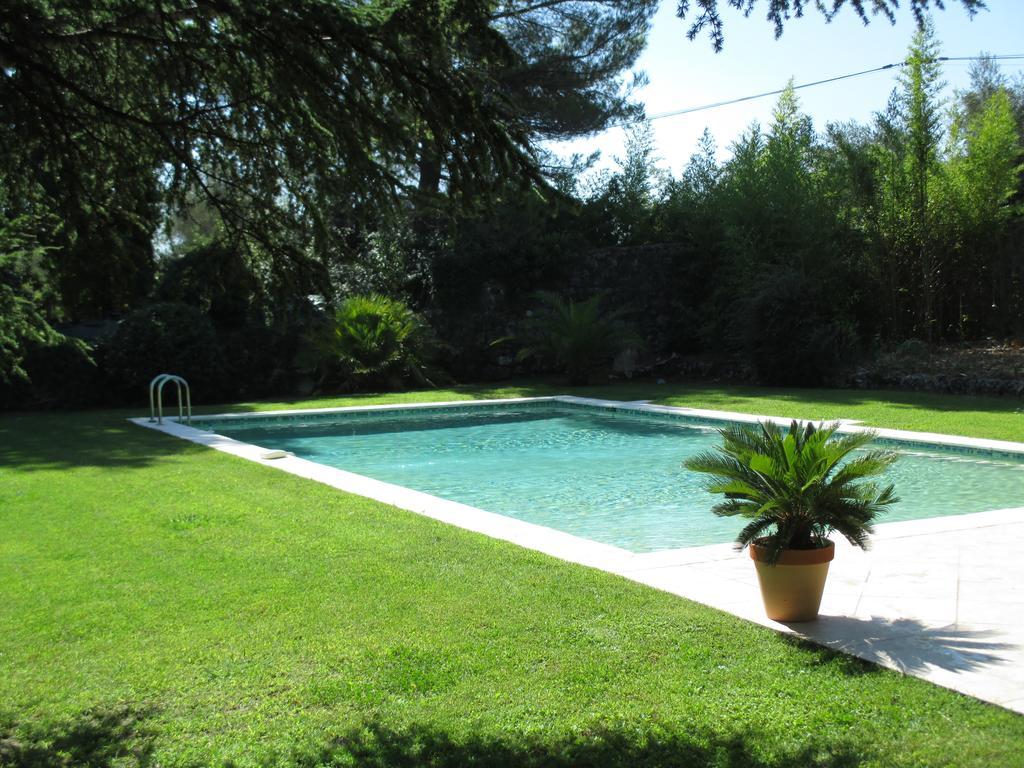 Bed and Breakfast Le Clos Des Canebiers Grasse Exterior foto