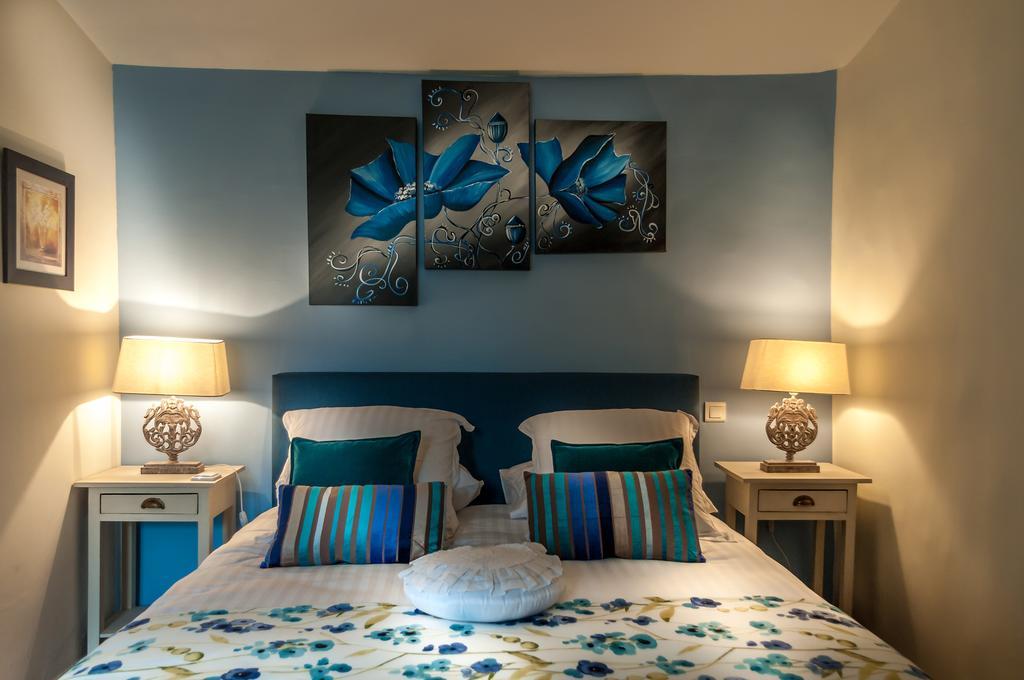 Bed and Breakfast Le Clos Des Canebiers Grasse Zimmer foto